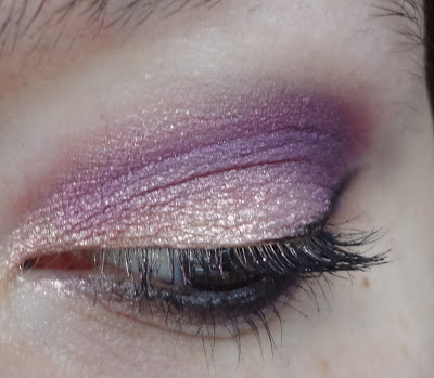 make up rosa viola