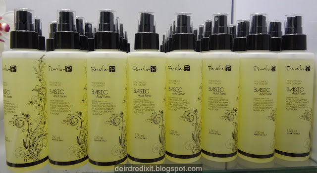 Acid Tonic By PaolaP Nuova linea fitocosmetica BASIC di PaolaP, presentata a Intercharm 2012