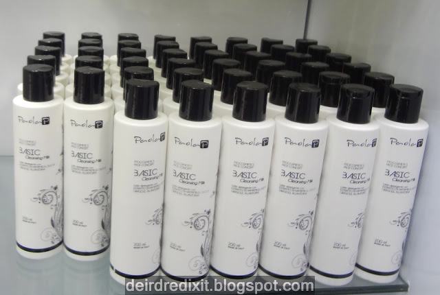 Cleasing Milk by PaolaP Nuova linea fitocosmetica BASIC di PaolaP, presentata a Intercharm 2012