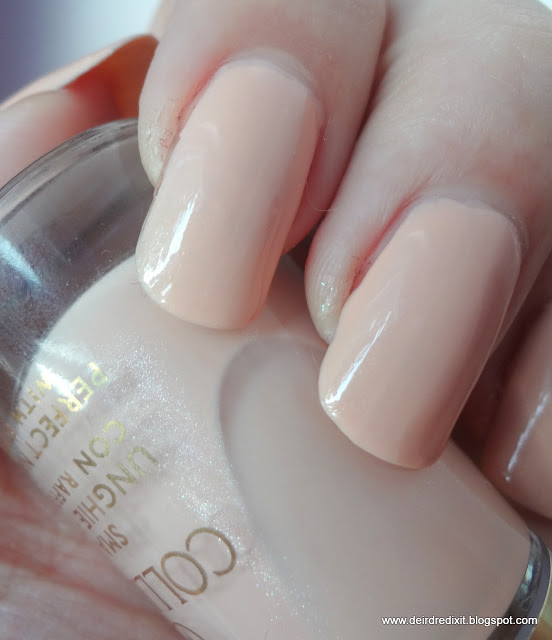 Collistar smalto nr 86 Cipria Lacca Collistar collezione Milano: smalto nr 86 Cipria Lacca