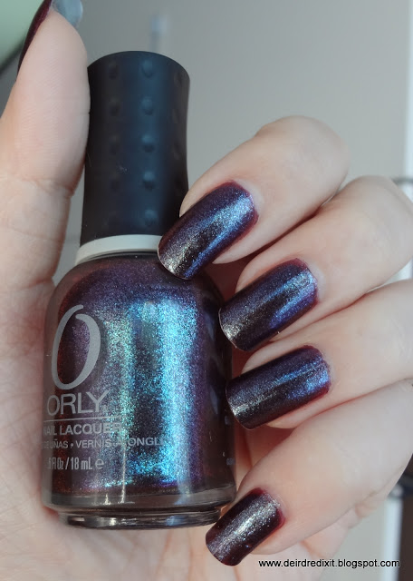 Smalto Orly Galaxy Girl Swatch luce naturale indiretta Smalto Orly Galaxy Girl