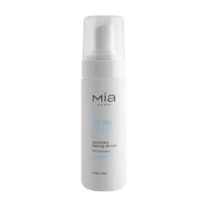 In-Da-Cloud-Mia-Pro-Skin