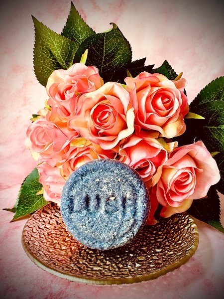 Lush shampoo Jumping Juniper