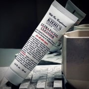 detergente viso delicato Kiehl's Ultra Facial Cleanser
